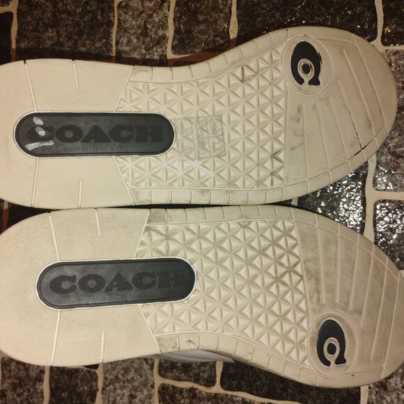 COACH Distressed Leather High-Top Sneakers Size 8.5 - Picture 3 of 3